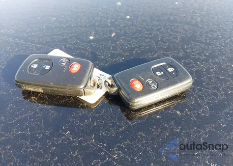 2010 Toyota Prius from USA, damaged, VIN JTDKN3DUXA0162518